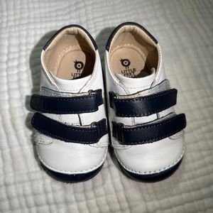 Old soles leather toddler shoes US 6